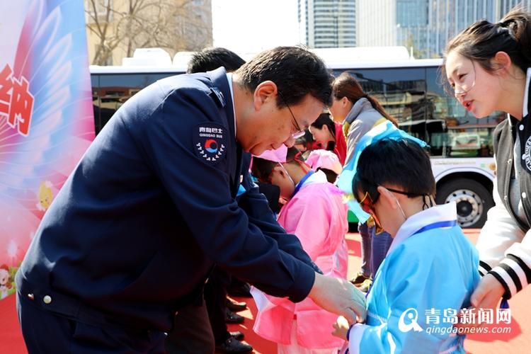 香港插班学位难求:连叩5校无果,家长心力交瘁