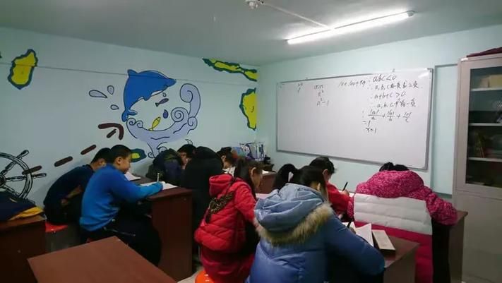 香港插班口语培训费用解析 报价与性价比全指南