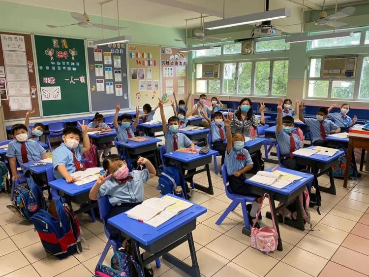 香港邓显中学中四插班指南 申请条件与流程解析